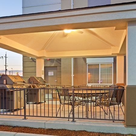 Candlewood Suites Portland Airport By Ihg Екстериор снимка