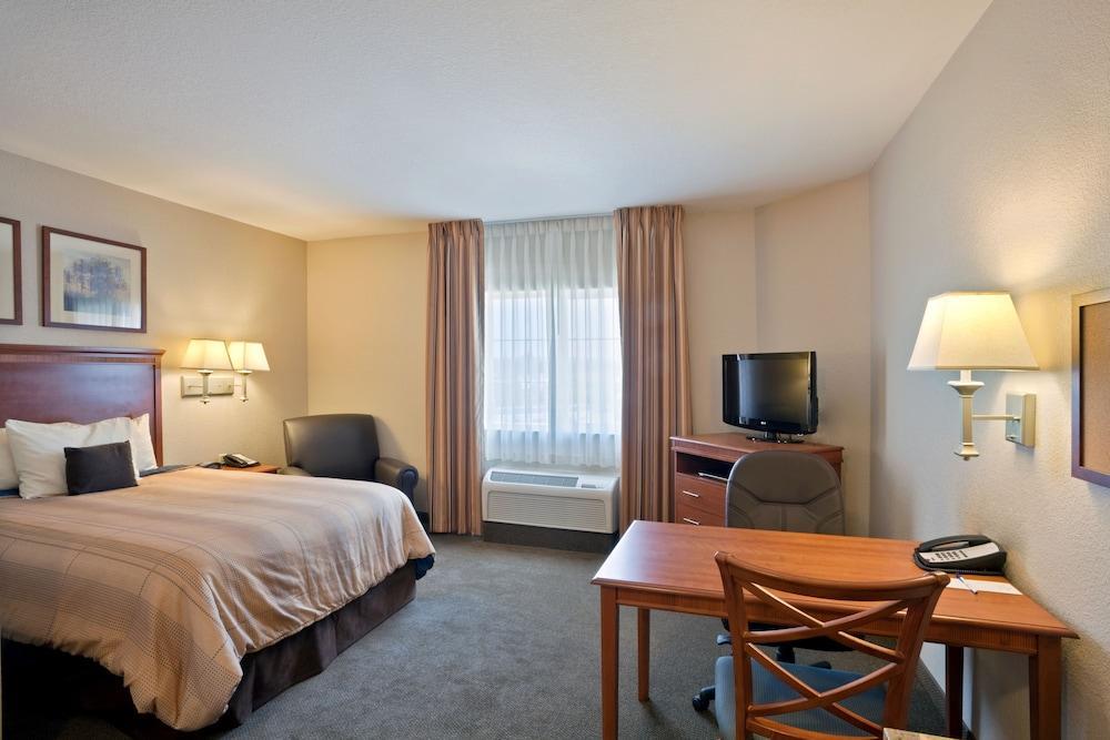 Candlewood Suites Portland Airport By Ihg Екстериор снимка