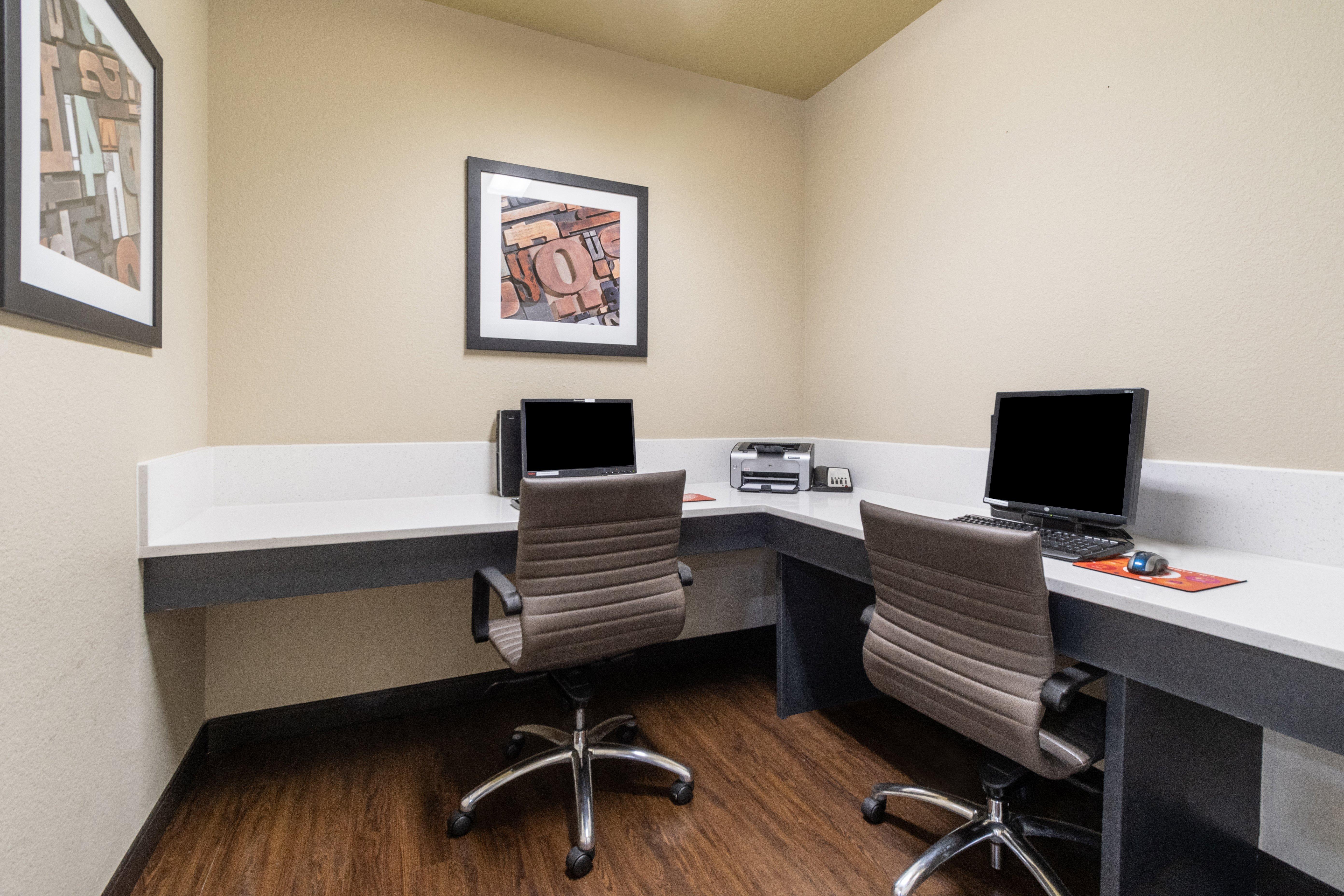 Candlewood Suites Portland Airport By Ihg Екстериор снимка