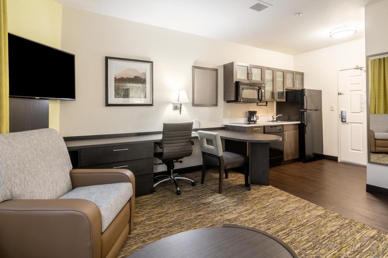 Candlewood Suites Portland Airport By Ihg Екстериор снимка