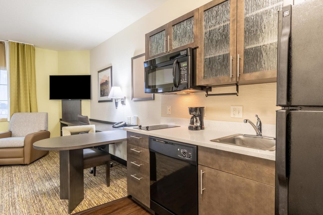 Candlewood Suites Portland Airport By Ihg Екстериор снимка